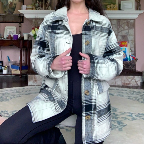 Ardene Wool Blend Fleece Lined Plaid Shacket - Picture 6 of 8